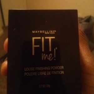 Maybeline fit me finishing powder